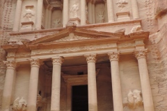 Petra_Treasury5